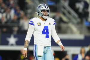 Cowboys' Dak Prescott: 'I Sucked' During 2024 NFL Playoff Loss to Packers