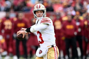 49ers HC Shanahan Questioned Brock Purdy 'Talking S--t to' Aaron Rodgers as a Rookie