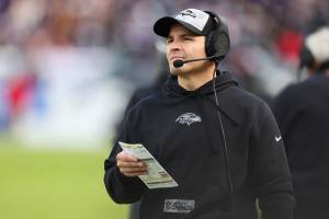 Ravens' Mike Macdonald, Seahawks Agree to 6-Year HC Contract to Replace Pete Carroll