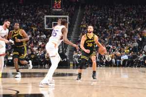 Steph Curry Game-Winner Amazes NBA Fans as Warriors Beat Kevin Durant, Suns