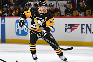 Sidney Crosby, Penguins Agree to 2-Year Contract Extension with $8.7M AAV