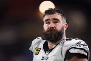 Eagles' Jason Kelce Undecided on NFL Retirement, 'Still Working Out' amid Rumors