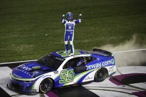 Video: Daniel Suárez Tops Blaney, Busch in Photo Finish in NASCAR Race at Atlanta