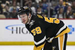 NHL Rumors: Jake Guentzel Traded to Hurricanes; Penguins Receive Michael Bunting