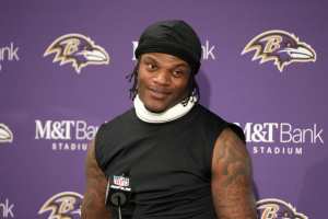 Ravens' Lamar Jackson Trolls Tiki Barber on Social Media with Patrick Queen Post