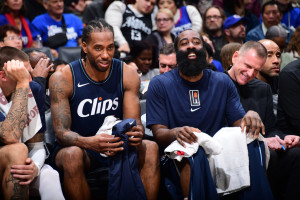 Clippers' James Harden Explains Viral Video Attempting to Block Kawhi Leonard's Shot