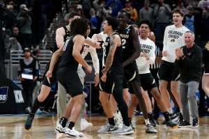 KJ Simpson's GW Shot Reminds Fans of Kawhi as Colorado Beats Florida in March Madness
