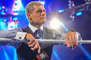 Has WWE's Cody Rhodes Gotten Hotter or Colder Over Last Year Chasing Roman Reigns?