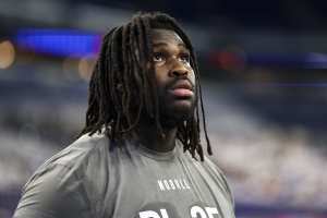 Former Texas DT T'Vondre Sweat, 2024 NFL Draft Prospect, Arrested on DWI Charge
