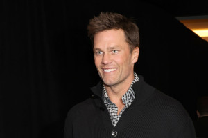 Video: Tom Brady 'Not Opposed' to Ending NFL Retirement, Names Patriots, Raiders