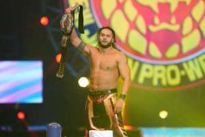Video: Tama Tonga Makes WWE Debut on SmackDown, Attacks Jimmy Uso with Solo Sikoa