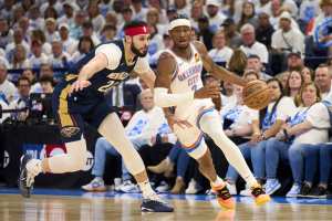 Shai Gilgeous-Alexander, Thunder Thrill NBA Fans in G1 Win vs. Pelicans With Zion Out