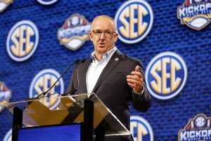 SEC, Big Ten Would've Left CFP If New Contract Wasn't Reached, Say Sankey and Petitti