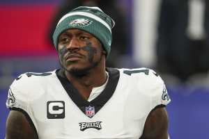 A.J. Brown, Eagles Agree to 3-Year, $96M Contract After Trade Rumors, DeVonta Deal