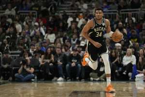 Greece HC: Giannis to Play in Olympic Qualifiers; Injured Star Missed Bucks' Playoffs