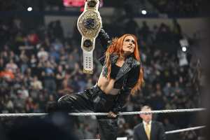 WWE Rumors on Becky Lynch's Contract, Bobby Lashley Injury and Cody Rhodes Milestone