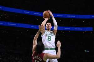 NBA Rumors: Celtics' Kristaps Porziņģis Expected to Miss Start of ECF amid Injury