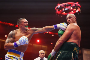 Oleksandr Usyk Beats Tyson Fury By Split Decision to Win Undisputed Heavyweight Title