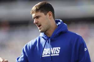 8 NFL Quarterbacks Who Could Be Benched in 2024