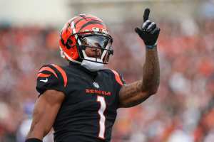 Ranking NFL's 10 Best Players Under Age 25