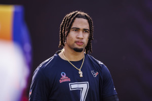Texans' C.J. Stroud Says He Would Take Eli Manning's NFL Career over Aaron Rodgers