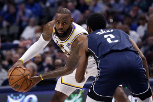 Windhorst: LeBron James, Kyrie Irving 'Didn't Talk for Years' After Guard's Cavs Exit