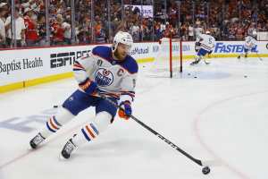 Conn Smythe Trophy 2024: Oilers' Connor McDavid Wins over Panthers' Sergei Bobrovsky