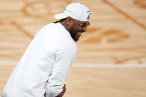 Carmelo Anthony Shouts out Bogdan Bogdanović After USA's Win vs Serbia: 'Respec7'