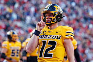 1 Word to Describe Every Top 25 College Football Team's 2024 Outlook
