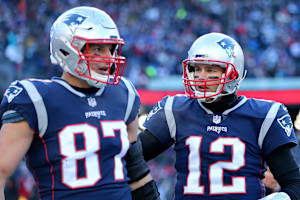 Video: Tom Brady, Rob Gronkowski Wear Each Other's Patriots Uniforms, Surprise Fans