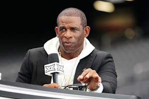 Ex-Colorado Coach Says He Contacted Saudi Arabia Fund For NIL for Deion Sanders' Team