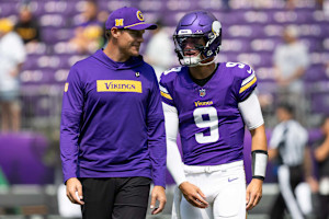 NFL Teams That Would Be Better off Rebuilding Ahead of 2024 Season