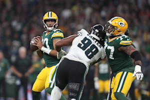 Jordan Love, Packers Defense Disappoint NFL Fans in Loss vs. Jalen Hurts, Eagles