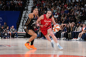 Caitlin Clark, Fever Out of WNBA Playoffs with Loss to Sun as Fans Salute Rookie Year