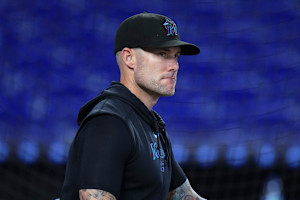 MLB Rumors: Marlins' Skip Schumaker Won't Return as Manager for 2025 Season