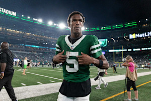 Fantasy Trade Market: Buying or Selling Most Disappointing Stars at NFL Quarter Mark