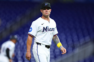 MLB Rumors: Marlins Have Let Go Of More Than 70 Staffers amid Skip Schumaker's Exit