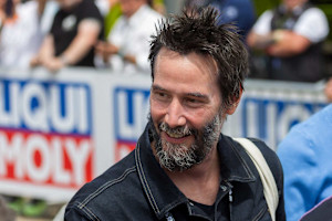 Photo: Keanu Reeves Makes Pro Auto Racing Debut at Indianapolis Motor Speedway 