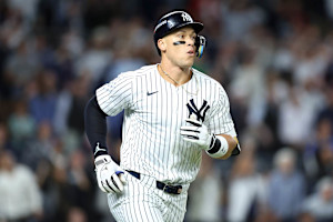 Aaron Judge, Yankees Offense Ripped by MLB Fans After ALDS Game 2 Loss to Royals