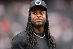 Davante Adams Trade Rumors: Jets to Maintain Pursuit of Raiders WR amid Saleh Firing 