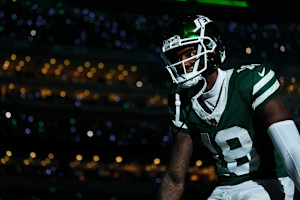 NFL Rumors: Mike Williams Traded to Steelers from Jets After Davante Adams Deal