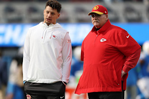 Video: Mahomes, Reid, Jones Attend HS Football Game to Support Chiefs Coaches' Sons