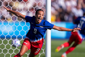USWNT vs. Iceland: Top Storylines and Box Score Predictions for 2024 Friendly 