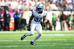 Video: Lions' Brian Branch Ejected for Hit vs. Packers; Gives Middle Finger to Crowd