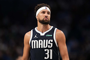 10 NBA Stars Wearing the 'Wrong' Jersey Since 2000