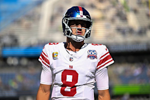 Daniel Jones Benched by Giants Amid $160M Contract; Tommy DeVito to Be QB1 Over Lock