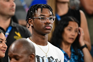 LeBron James' Son Bryce Takes Unofficial Visit to Arizona amid CBB Recruitment