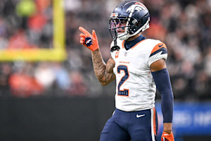Video: Broncos' Patrick Surtain II Wears Travis Hunter Heisman T-Shirt Before MNF