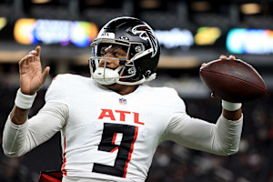 Michael Penix Jr. Praises Kirk Cousins After QB Switch, Says Vet Can 'Do No Wrong'