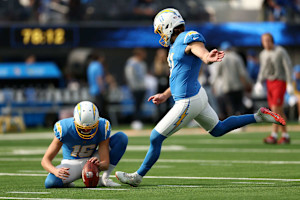 Video: Chargers' Rare Free-Kick FG vs. Broncos Excites Fans with Little-Used NFL Rule